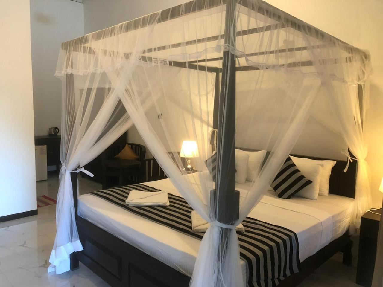 Skyresort Tangalle Esterno foto
